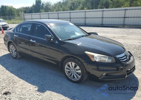 2012 Honda Accord Exl z USA, uszkodzony, nr VIN 1HGCP3F82CA039650